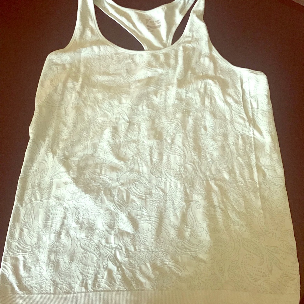 4/$25 Light Green Old Navy Active Workout Top!